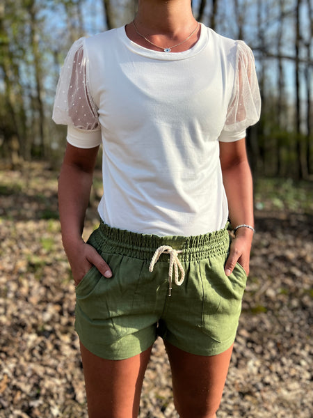 LIGHT OLIVE LINEN SHORT